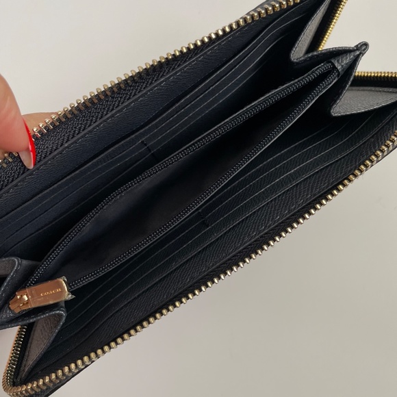 Coach long zip around Wallet - Picture 6 of 11